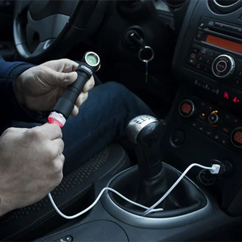 Vista 8 de Armytek Wizard Pro v3 XHP50 (cálido) - Linterna frontal recargable con imán USB, 2150 lúmenes