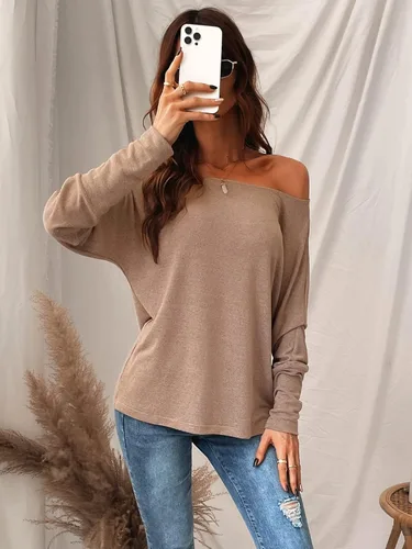 Vista 4 de CUPSHE Blusas de punto de manga larga para mujer, con hombros descubiertos, estilo casual, holgadas