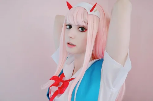 Vista 7 de C-ZOFEK Diadema de cuernos de diablo rojo para cosplay, accesorios de anime (diadema)