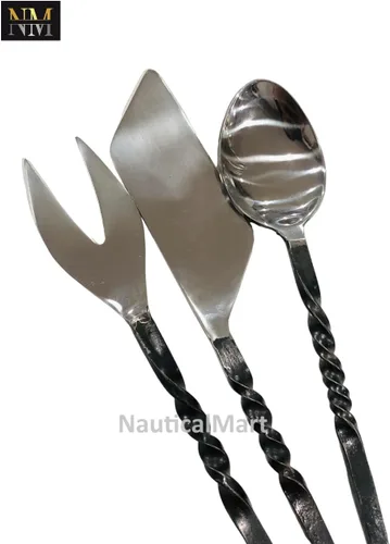 Vista 3 de Juego de utensilios de comedor con 3 piezas de cubiertos, cuchillo, tenedor, cuchara decoración cubiertos medieval vikingo