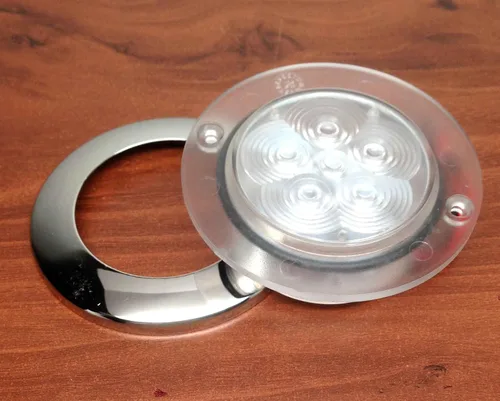 Vista 2 de MARINE BOAT 6 LED CÁLIDO TECHO CORTESÍA LUZ DE ACERO INOXIDABLE RIM FLUSH