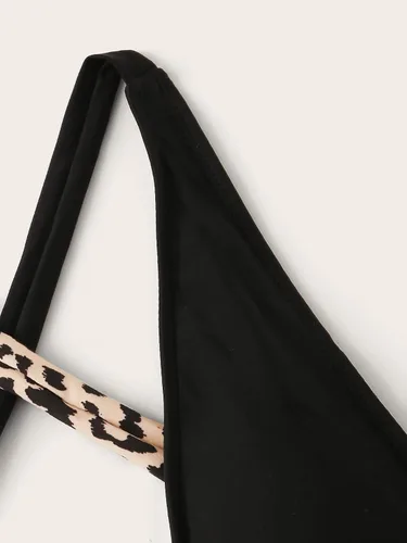 Vista 4 de SweatyRocks - Traje de baño entero, traje de baño sexy para mujer, con tirantes cruzados, nudo frontal y escote profundo en V, traje de baño de 1