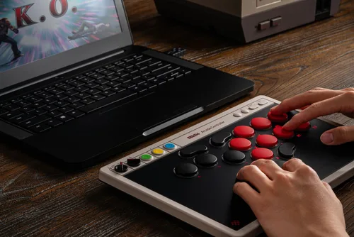 Vista 9 de 8Bitdo All-Button Arcade Controller for Switch/Switch 2 & Windows – Bluetooth, 2.4G, Wired Connectivity, Low-profile Mechanical Switches, 4