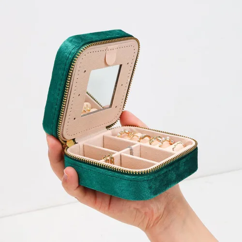 Vista 3 de Fixwal Organizador de viaje de joyería, pequeñas cajas de joyería con espejo, mini joyería de viaje, terciopelo de felpa para mujeres y niñas