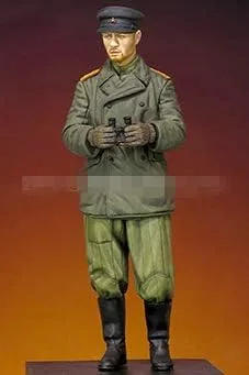 Vista 3 de Figuras de resina a escala 1/35 Modelo WW2 Russian Tank Crew 146 Sin ensamblar sin pintar
