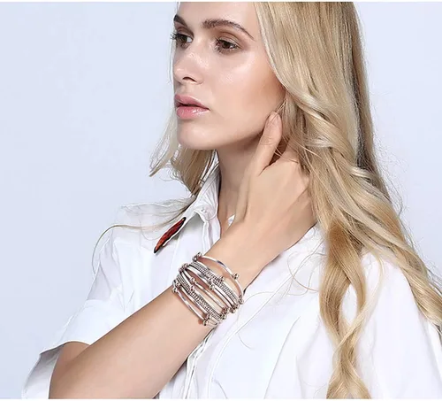 Vista 2 de SuYi - Pulsera de cuero trenzado de múltiples capas, con hebilla magnética