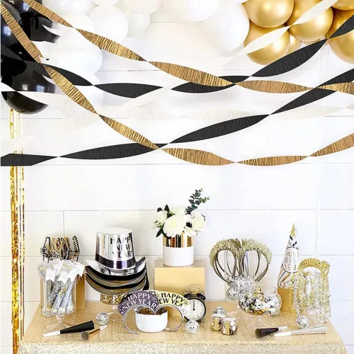 Vista 3 de Rollo de papel crepé envuelto en oro, 81 pies (1 unidad), ideal para impresionantes manualidades, decoración de fiestas y más