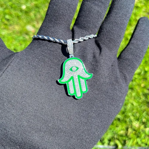 Vista 3 de VVS1 - Colgante de moissanita Hamsa mano mal de ojo de buena suerte para hombres y mujeres, chapado en oro de 18 quilates, plata de ley 925 maciza