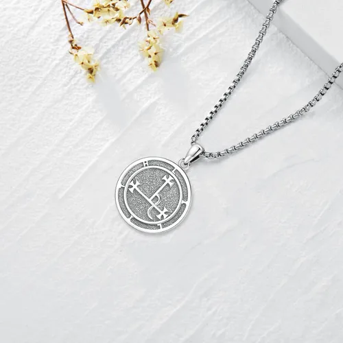 Vista 20 de Collar de pentagrama de plata de ley con triple luna, diosa celta, nudo celta, nudo de brujas, Ankh, sol y luna, Hécate, lilith, Santa Muerte