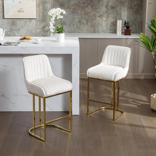 Vista 7 de Shunzhi Juego de 2 taburetes de bar de terciopelo beige de 26 pulgadas, modernos taburetes de mostrador con respaldo/patas doradas, sillas de bar