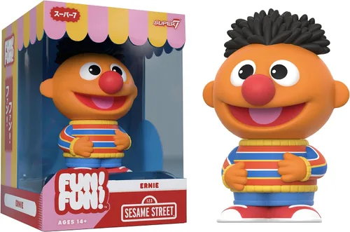 Vista 13 de Super7 ¡Diversión! ¡Diversión! Figura de vinilo de Snoopy de Peanuts (Abrigo inflado) – Figura de acción de Peanuts de 5 pulgadas – Coleccionables