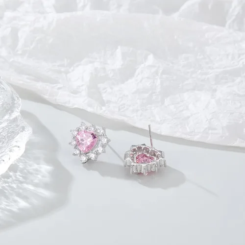 Vista 6 de Dnswez Aretes chapados en oro rosa intenso para mujer, lindo corazón de amor, circonita cúbica, aretes colgantes para mujeres, adolescentes y niñas