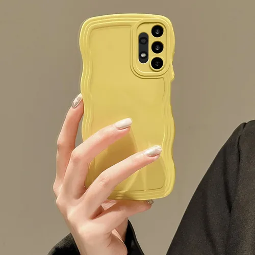 Vista 42 de UEEBAI Funda de silicona con marco ondulado para Samsung Galaxy A13 5G, lindo marco ondulado, ajuste delgado, a prueba de golpes, funda suave y Negro