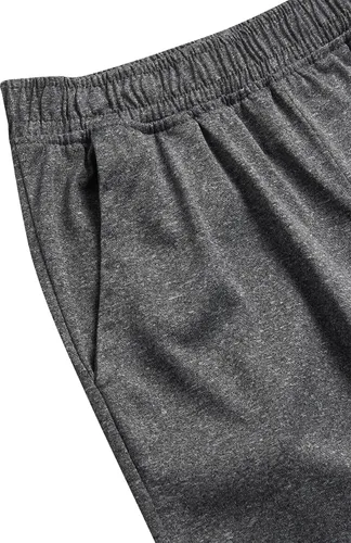 Vista 4 de RBX Pantalones cortos deportivos para niños, paquete de 2 pantalones cortos transpirables de poliéster con bolsillos, pantalones cortos activos