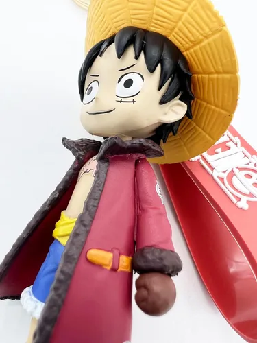 Vista 7 de YJacuing Lindo llavero de una pieza de anime Luffy de PVC, con licencia oficial coleccionable