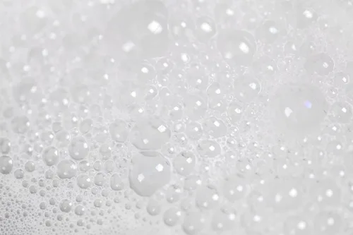 Vista 3 de FINN & CO. White Sand Gel de baño – Aroma inspirado en la playa con aloe y té verde – Limpia suavemente, calma y suaviza la piel – Limpiador