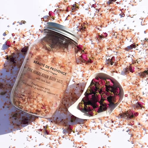 Vista 6 de Beaute DE Provence Sal de baño rosa del Himalaya con pétalos de rosa, aromaterapia y relajación 100% natural, sales de baño de aceite esencial