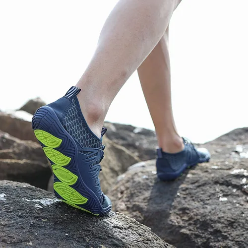Vista 6 de MAYZERO Zapatos de agua para hombres y mujeres, zapatos de surf, playa, piscina, zapatos de punta ancha, senderismo, zapatos de agua, zapatillas