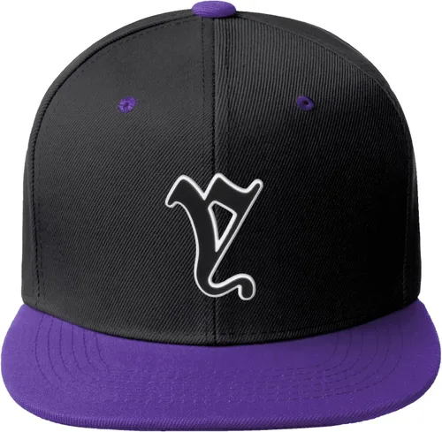 Vista 226 de Daxton Gorra clásica con visera de billete plano con letras del alfabeto inglés antiguo de la A a la Z
