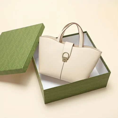 Vista 6 de Bolso cruzado de cuero con asa superior, bolso de mano para mujer, con asa superior y correa ajustable