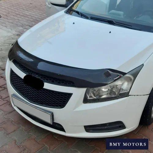 Vista 4 de BMY Deflector de capó/protector de insectos delantero compatible con Chevrolet Cruze 2010-2015 Protector de capó Partículas e insectos