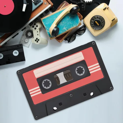 Vista 3 de Paquete de 48 manteles individuales de papel de cassette para fiestas de los años 80, manteles individuales decorativos para fiestas de hip-hop
