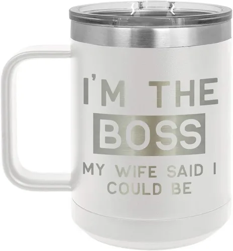 Vista 6 de I'M THE BOSS MY WIFE SAID I COULD BE Black Taza de café de 15 oz con tapa deslizante Taza de café de viaje aislada Ideas de regalos