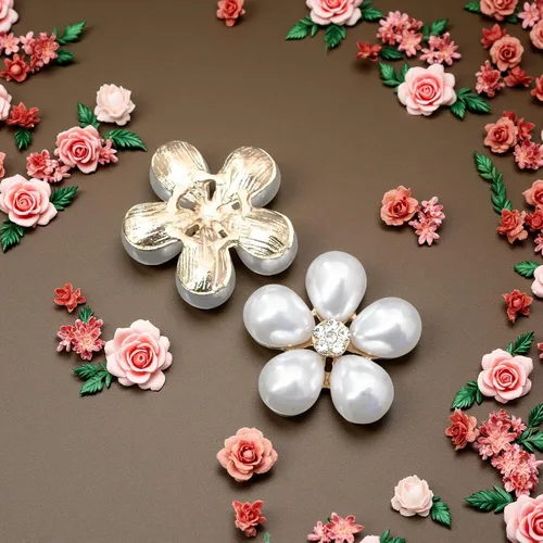 Vista 7 de 30 piezas chapadas en plata de 5 pétalos, cuentas de flores de diamantes de imitación, botón de adorno para ropa hecha a mano, zapatos, sombreros