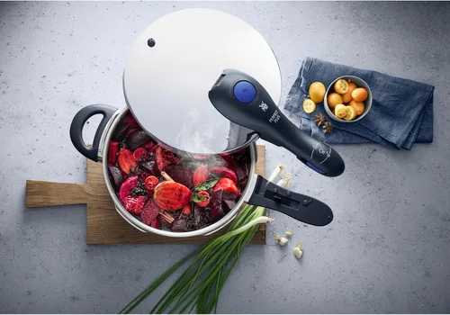 Vista 17 de WMF Perfect Plus - Cocina rápida Ø 8.7 in de diámetro 4 litros y medio con protección contra llama Cromargan Acero inoxidable para inducción