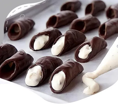 Vista 7 de Joyeee Juego de 16 moldes de tubos de cannoli, con tubos antiadherentes de 4.7 pulgadas, grande, bolsa de tuberías reutilizables, cepillo y puntas