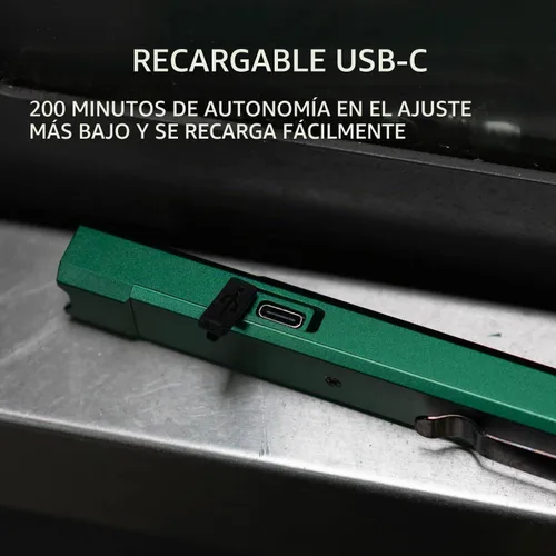 Vista 4 de Monstrum Linterna de bolsillo delgada Tracer Pen de 1000 lúmenes Marrón coyote