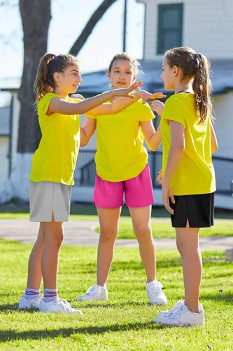 Vista 7 de Resinta Paquete de 4 pantalones cortos deportivos de malla para niñas, pantalones cortos deportivos de verano para niñas, pantalones cortos