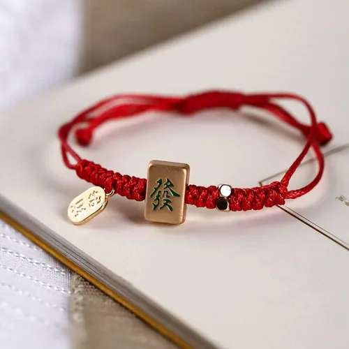 Vista 3 de TUTOUD Pulseras con dije Mahjong de cuerda roja Hongzhong, Facai, pulsera con colgante de pizarra blanca, ajustable, regalo para adultos
