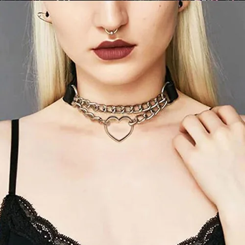 Vista 2 de Gargantilla de piel con diseño de corazón y corazón, estilo punk rock, gótico, para Halloween, para mujer (amor)