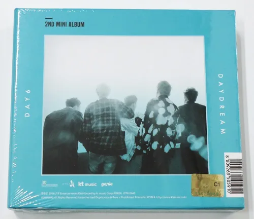 Vista 2 de DAY6 DAYDREAM 2nd Mini Album 60p PhotoBook+Tracking Sealed DAYSIX