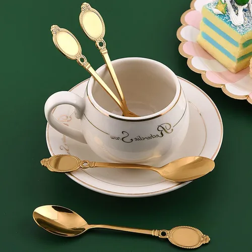 Vista 2 de Juego de cucharas de postre, 10 piezas de vajilla creativa de acero inoxidable, cuchara de café, mini cucharaditas de oro, juego de cucharas