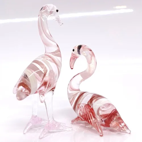 Vista 9 de Figuras en miniatura de flamenco de animales pintados a mano de vidrio soplado, arte de pájaro, regalo coleccionable para decorar (2 rojo azul)