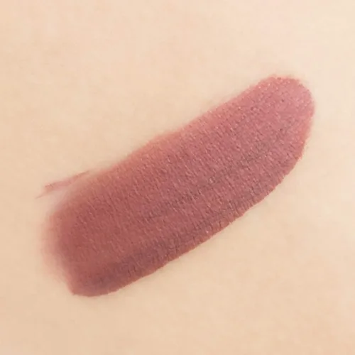 Vista 7 de theBalm Conoce a Matte Hughes