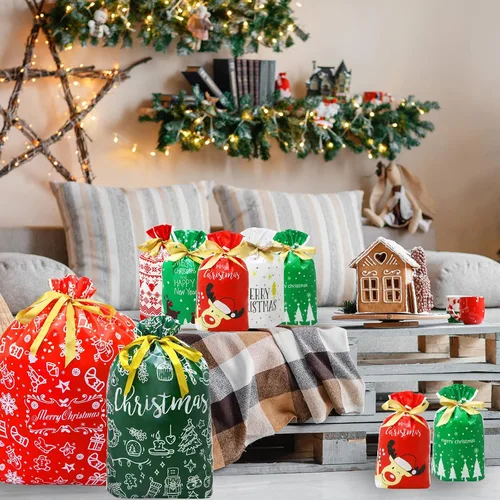 Vista 6 de ZMCINER 38 PCS bolsas de regalo de Navidad con cordón de varios tamaños, bolsas de Navidad con cordón para regalos de Navidad, regalos