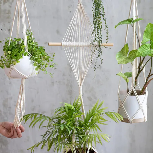 Vista 5 de VICASKY 2 rollos de cuerda de yute de 0.157 in, cuerda de cinta fina natural para manualidades, plantas de jardinería, envoltura de regalos, arte
