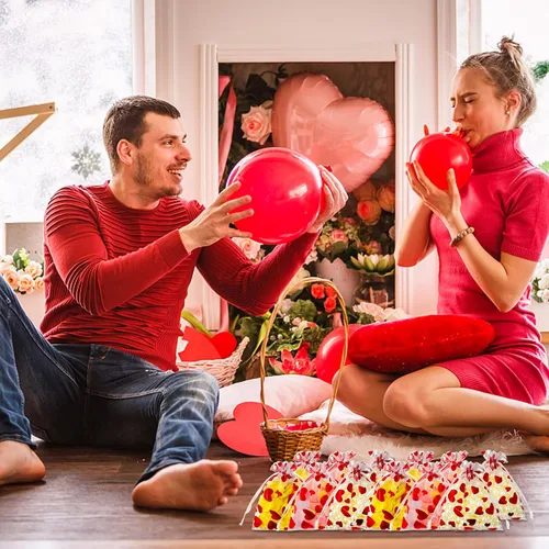 Vista 7 de SIROGOGO 50 bolsas de organza para el día de San Valentín, bolsas de dulces de corazón rojo, bolsas de joyería, bolsas con cordón para embalaje