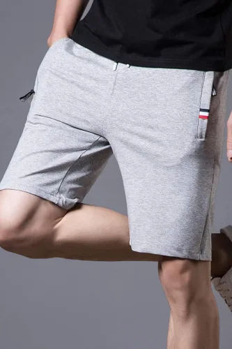 Vista 3 de Pantalones cortos casuales de verano de algodón de ajuste clásico con cintura elástica y bolsillos con cremallera