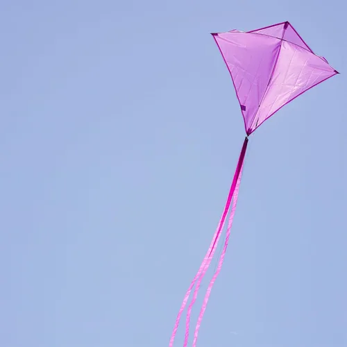 Vista 7 de In the Breeze 3295 - Cometa de diamante de uva de 30 pulgadas, color morado sólido, divertida y fácil de volar