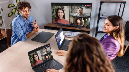 Vista 9 de Laptop Lenovo ThinkPad E14, Intel Core i5-1335U, 16 GB de RAM, SSD de 512 GB 14" FHD+ Touchscreen, > i7-1255U, Fingerprint Reader, 1080p Webcam