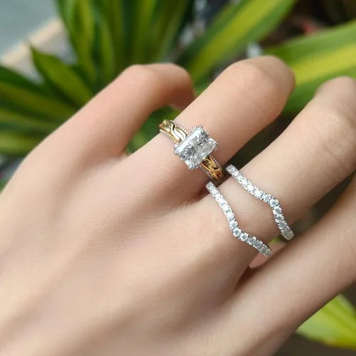 Vista 4 de DovEggs Anillos de compromiso de moissanita para mujer, 2 unidades, 0.236 x 0.315 in, GHI radiante corte de hielo triturado, moissanita, mejorador
