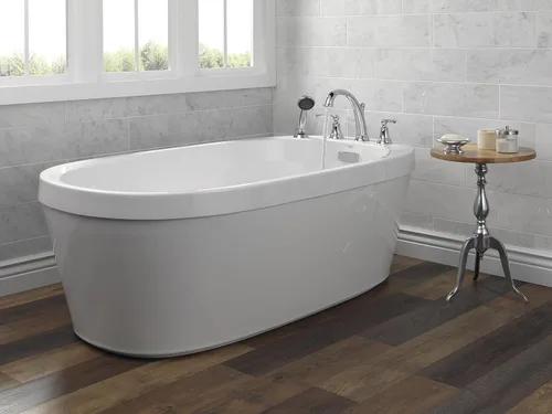 Vista 2 de Delta Woodhurst - Grifo de bañera romana con ducha de mano, grifo de bañera cromado para montaje en cubierta, cromado T4732
