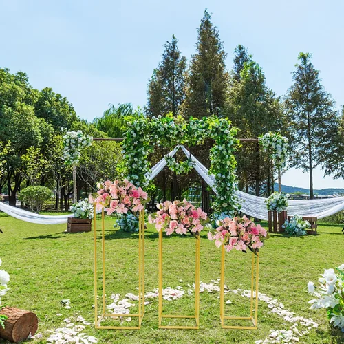 Vista 6 de LOYALHEARTDY 3 piezas de soporte de flores doradas para boda, jarrón de metal, soporte de columna, jarrón geométrico para centro de mesa, jarrón