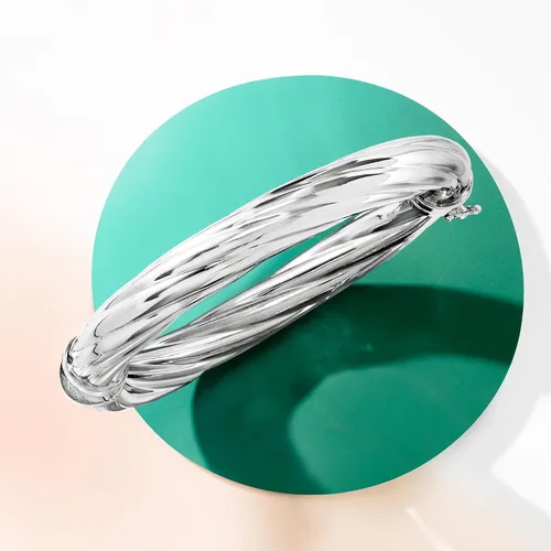 Vista 7 de Ross-Simons Italian Twisted Oval Bangle Bracelet