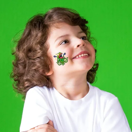 Vista 3 de ArtCreativity Tatuajes temporales individuales para niños, paquete de 144 tatuajes de alienígenas precortados, 12 diseños surtidos, tatuajes