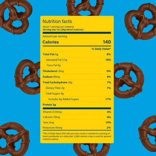Vista 2 de Flipz Pretzels cubiertos de chocolate oscuro (4 onzas, paquete de 6), aperitivo perfecto dulce, salado y crujiente para adultos y niños